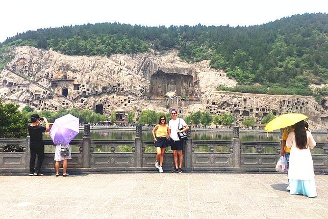 Form Xi'an To Luoyang Longmen Grottoes & Shaolin Temple Day Tour by Bullet Train - Lunch in Luoyang: Plan for Local Food Time (Not Included)