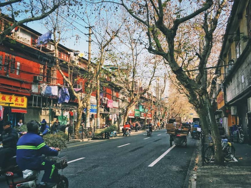 French Concession Walking Tour with Real Local - Middle Huaihai Road: Where European-Style Streets Meet Shanghai Life