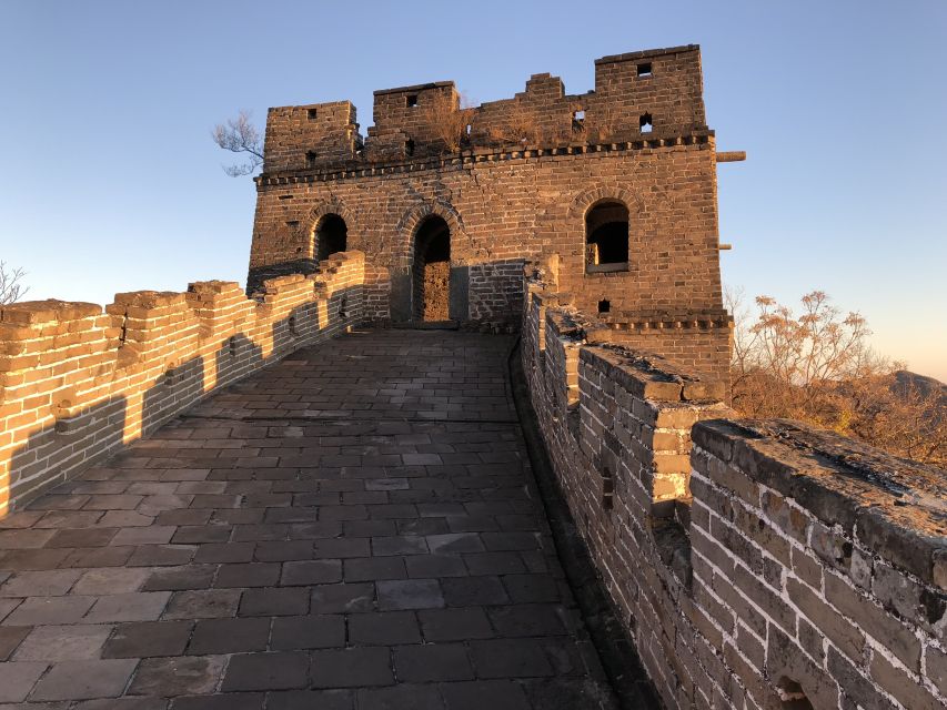 From Beijing: Mutianyu Great Wall Private Tour with Lunch - Mutianyu Great Wall Is the Crowd-Management Win