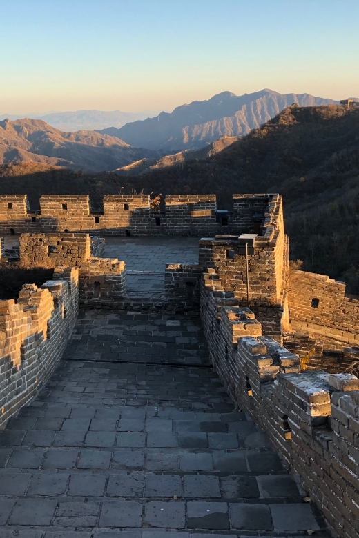 From Beijing: Mutianyu Great Wall Private Tour with Lunch - The English Guide Experience: What You Learn While You Walk
