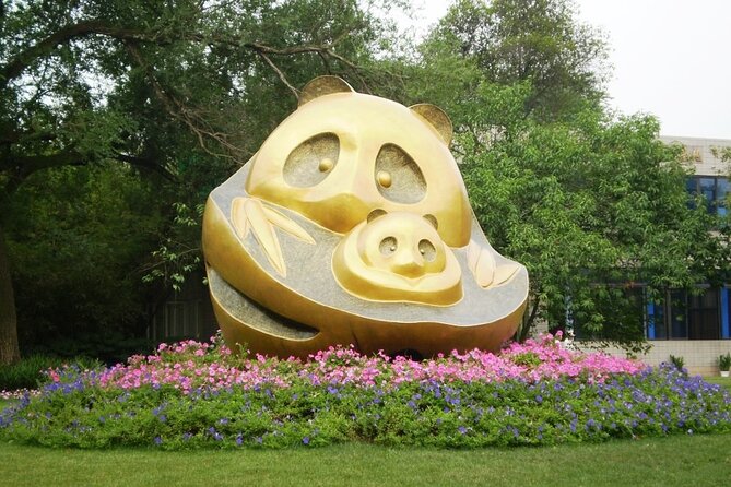 Giant Panda and Leshan Buddha Day Trip from Chengdu - Is $198 good value for this Chengdu day trip?