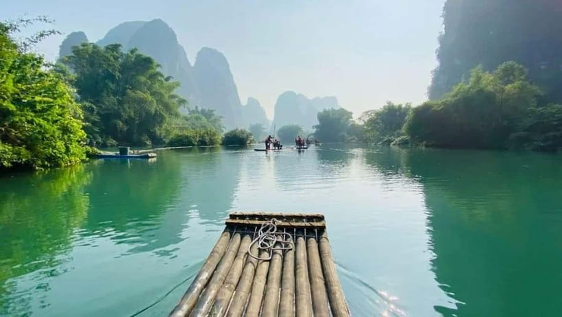 Guilin: 1-Day Cave, Xianggong Hill, Bamboo Boat & Show - A tight 1-day route that still feels organized