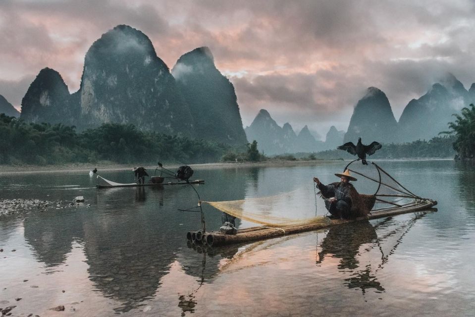 Guilin: 3-Day Private Tour with Longsheng&Cruise to Yangshuo - Day 1 in Guilin: Elephant Trunk Hill, Fubo Hill, Reed Flute Cave, and Seven Stars Park
