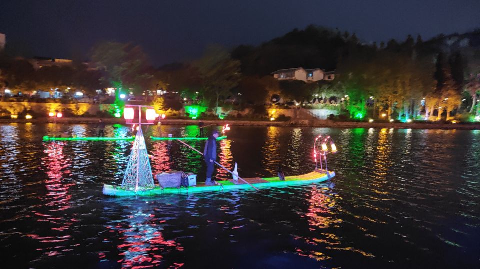 Guilin: Four Lakes Night Cruise with Round-trip Transfer - Twin Pagodas Views: Where to Expect That Iconic Guilin Angle