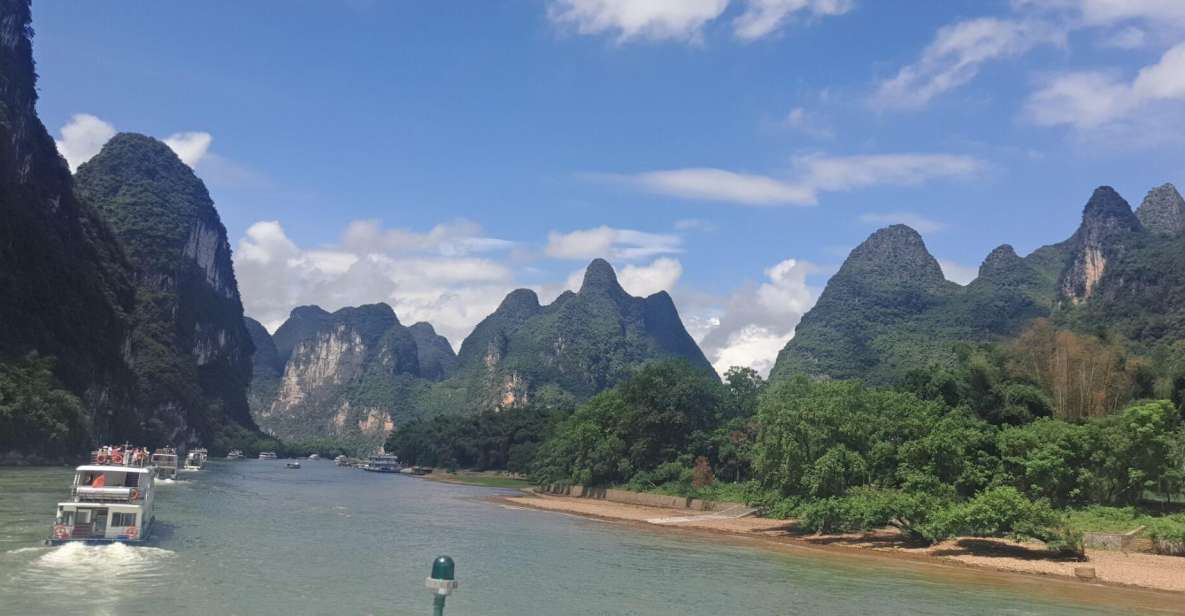 Guilin: Private Full-Day Li River Cruise and Liusanjie Show - Xijie Pedestrian Street and West Street: A Real Break Before the Big Night