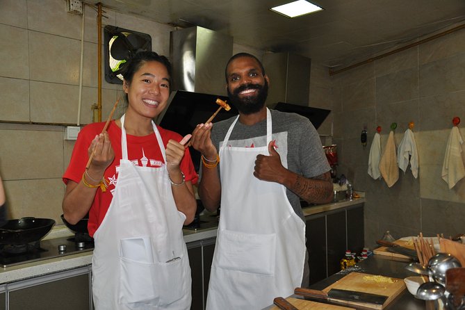 Half-Day Sichuan Cooking Class Experience in Chengdu - From Pickup to Chef Hat: What the Class Flow Actually Feels Like