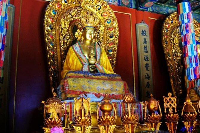Half Day Tour To Lama Temple and Confucius Temple in Beijing - Pre-booked tickets and mobile entry: less waiting, better flow