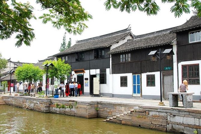 Hire a car with driver to Zhujiajiao Town 8 hours service - The Real Value: Private Car Logic Beats Public Transit