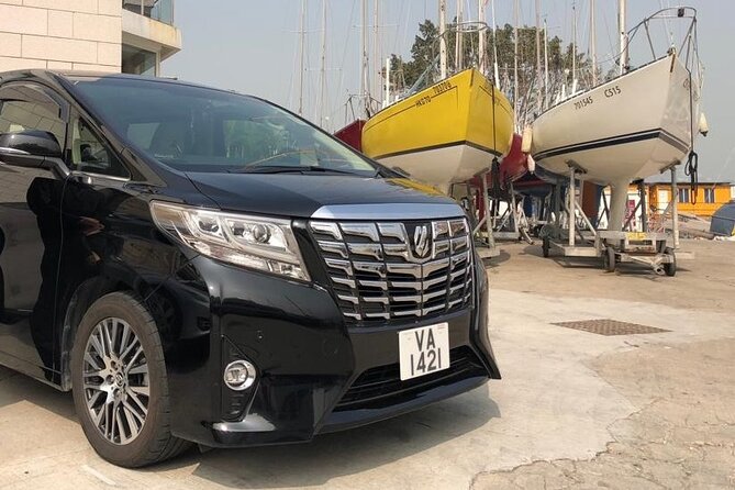 Hong Kong Airport Transfer Luxury MPV - Group size and luggage: how to keep everything smooth