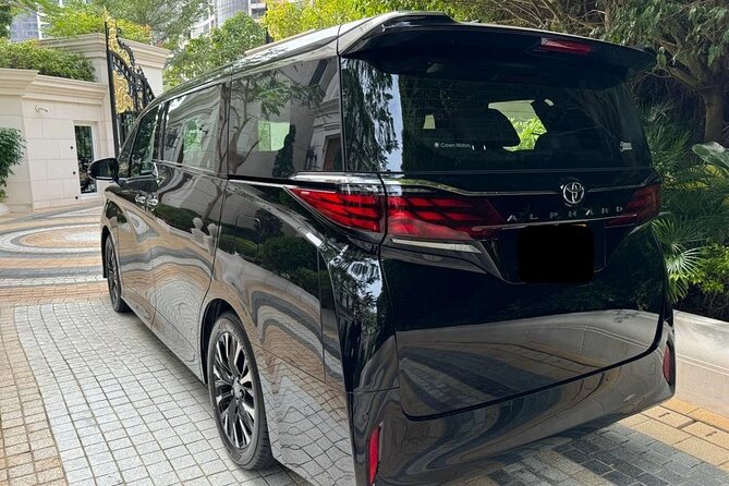 Hong Kong Airport Transfer Luxury MPV - What you actually get in the car: luxury MPV comfort for real life