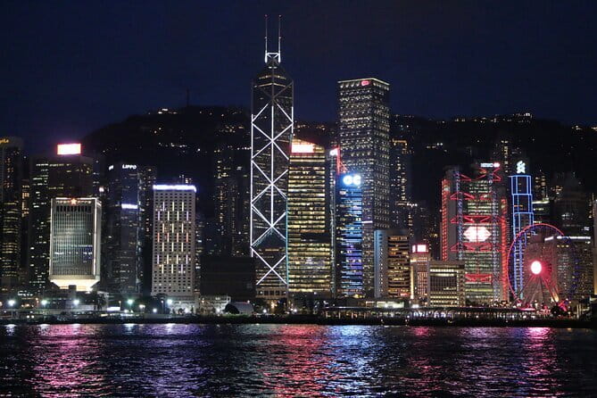 Hong Kong Half-Day Private Walking Tour with a Local Guide - A private walking tour that covers Kowloon and Central in half a day