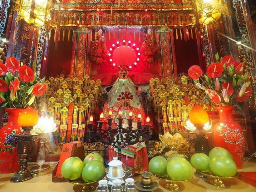 Hong Kong: Lantau Big Buddha Tour with Cable Car - Po Lin Monastery: the quiet stop that makes the day feel human