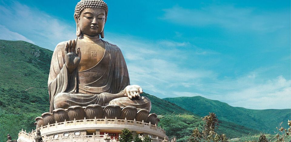 Hong Kong: Ngong Ping 360 Cable Car, Tai O & Big Buddha Tour - Tai O Fishing Village: stilt houses, boat air, and everyday Hong Kong