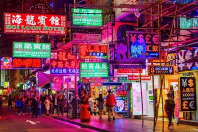 Hong Kong Night Tour with a Local: Private & 100% Personalized - The open-air market stop: eats, fortune telling, and real atmosphere
