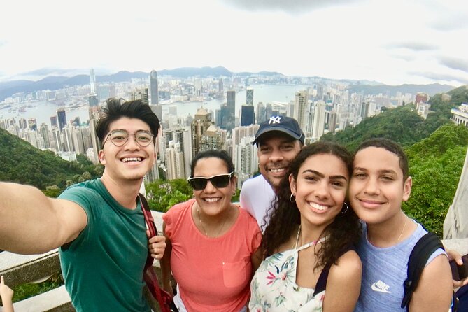 Hong Kong Private & Personalized Family Tour with a Local Guide - Central meeting point and the rhythm of a 2–6 hour walk