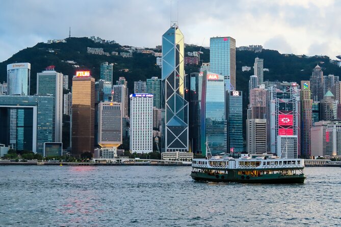 Hong Kong Private Walking Tour with a Local - How Customization Works With a Local Lokafyer Host