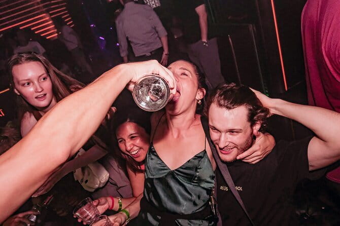 Hong Kong Pub Crawl at Lan Kwai Fong (LKF) - Price and Value: What $19.63 Actually Buys