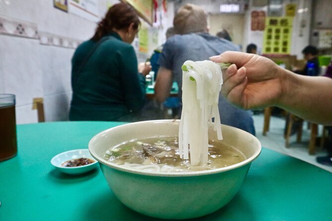 Hong Kong's Tin Hau Hidden Eats Food Tour with 7+ Local Tastings - The 7+ tastings: brisket noodles, roasted goose, dim sum, and the Secret Dish
