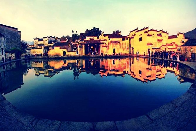 Hongcun Ancient Village Half-Day Private Tour from Huangshan - Film footprints: how Crouching Tiger, Hidden Dragon adds a second map
