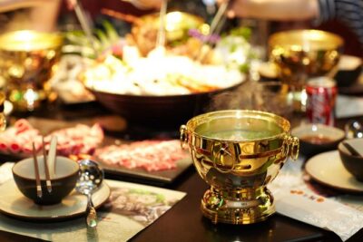 Hot Pot Dining Experience with Hot Spring Bathing or River Cruise in Shanghai - Hot spring reality check: pools are separated, and it’s a different kind of comfort