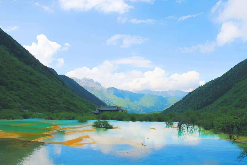 Huanglong Scenic Area: Explore Stunning Five-Colored Ponds - Choosing Your Start: Huanglong 游人中心 vs 黄龙索道