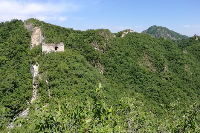 Jiankou Great Wall (To Mutianyu) Private Guided Day Tour - Walking at Jiankou: steep ruins, careful steps, and photo-friendly angles