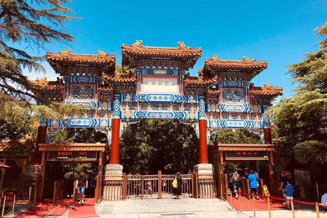 Lama Temple, Hutong and Silk & Pearl Market Private Day Tour - Xiushui Silk Street & Pearl Market: bargains, tailoring, and reality checks