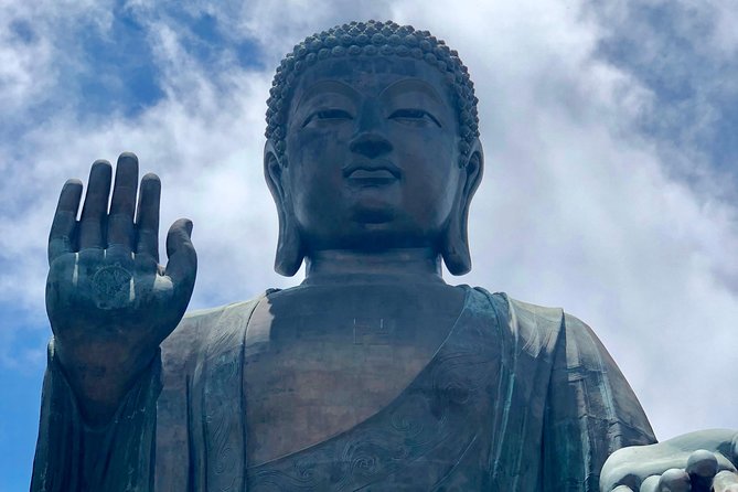 Lantau Island Private Tour w/ Transport & English speaking guide - Getting to Ngong Ping 360: that skip-the-line cable car timing