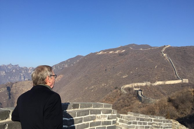 Layover Private Tour to Mutianyu Great Wall from Capital Airport ( PEK) - The PEK Meeting Point: How Pickup Actually Helps
