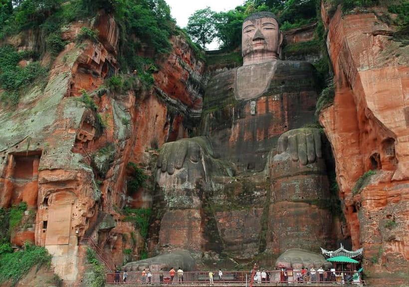 Leshan Giant Buddha & Huanglongxi/Buddha Temple Day Trip - Why the Leshan Giant Buddha feels different in person