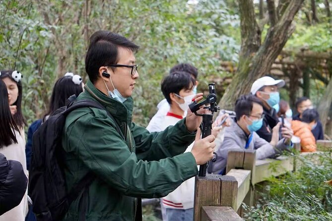 LIVE Streaming: Meet Pandas at Chengdu Research Base of Giant Panda Breeding - No. 14 Villa: seeing the oldest pandas up close