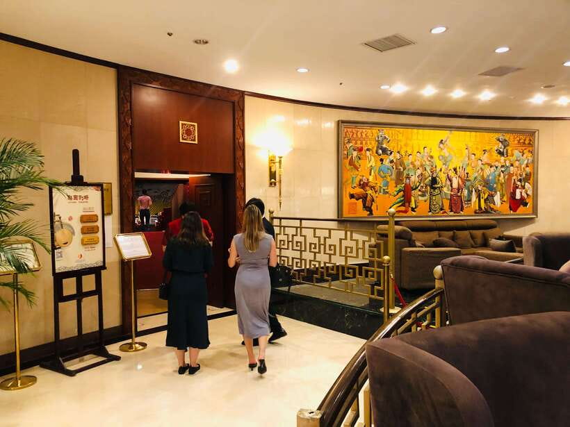 Liyuan Theatre Peking Opera Ticket - A realistic plan for your evening (so you don’t scramble)