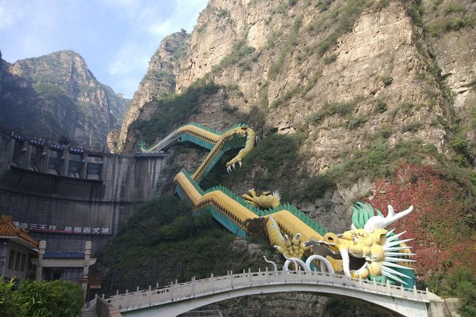 Longqingxia Gorge Cruise and Guyaju Cave Dwellings Private Day Tour - Price and value: $216 for a private day that includes the expensive stuff