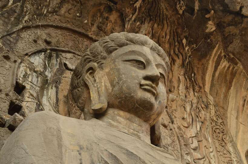 Luoyang: Longmen Grottoes Optional Tours or Tickets Only - Longmen Grottoes: why this site is worth structuring your day