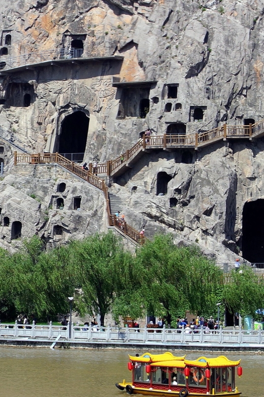 Luoyang Private Day Tour to Shaolin Temple&Longmen Grottoes - A Full Day Power Combo: Longmen Grottoes and Shaolin Temple