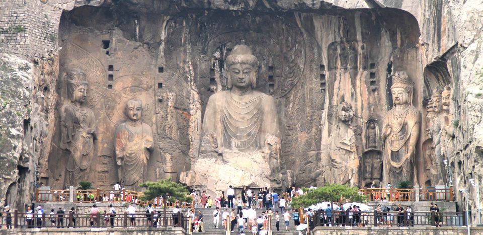 Luoyang Private Day Tour to Shaolin Temple&Longmen Grottoes - Shaolin Temple Theater: Watch Kungfu Performed by Monks