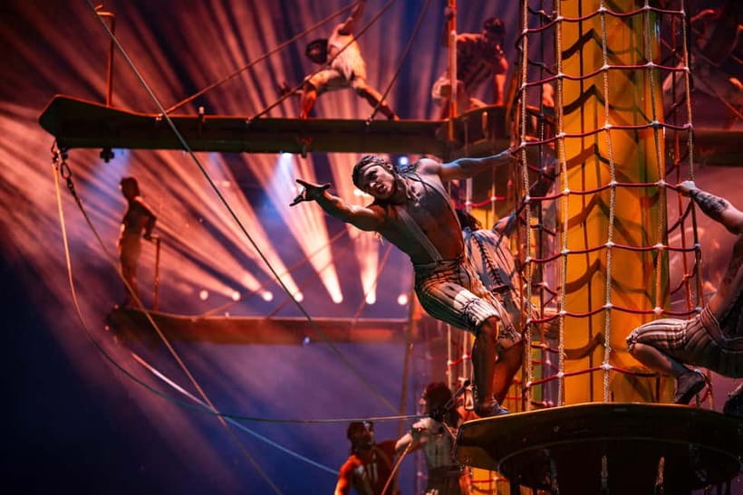 Macau: House of Dancing Water Show Ticket - The 270-degree theatre layout (and why it changes your experience)