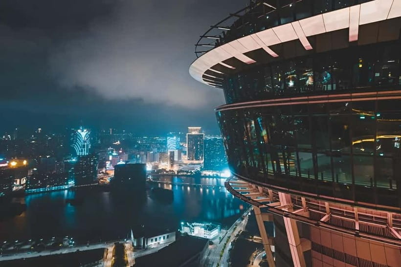 Macau: Macau Tower Observation Deck Ticket - Level 58 indoor deck (233m): easiest photos, full city sweep