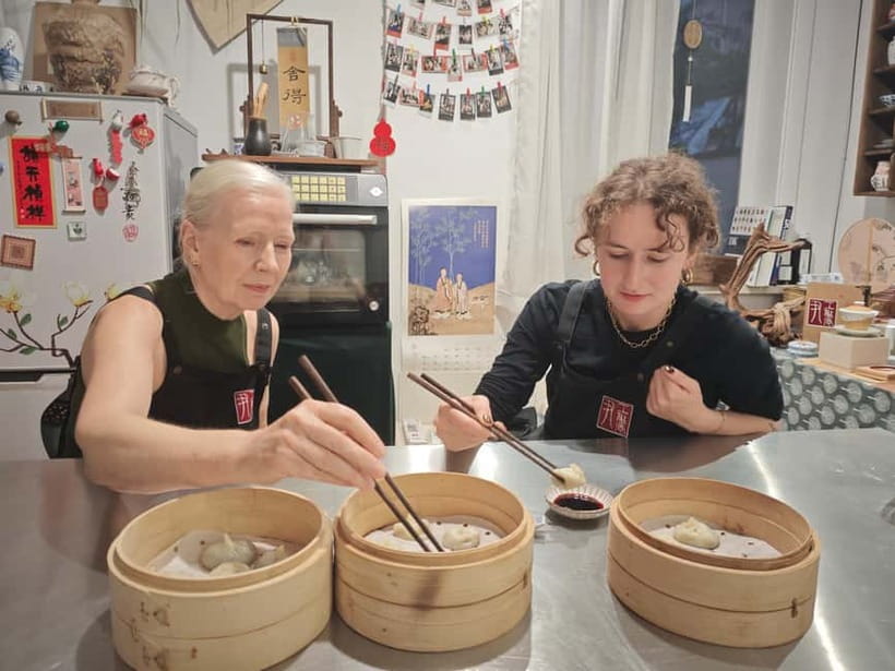 Make Soup Dumpling: Vegan or Pork in Shanghai Shikumen - Vegan or Pork Choice, plus the 18-Fold That Actually Gets You There