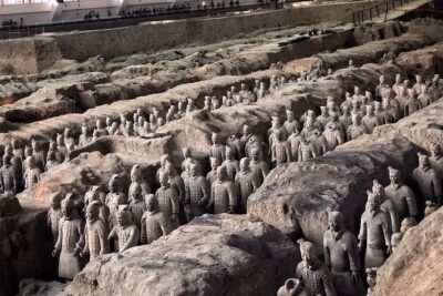 Mini Group: Daily VIP Xian Terracotta Warriors and City Discovery Tour - Museum of Qin Terra-cotta Warriors and Horses: More Than the Iconic Photos