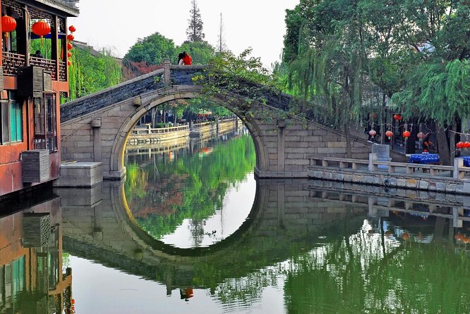Mini Group: One-Day Zhouzhuang and Jinxi Water Town Tour - Key highlights to know before you go