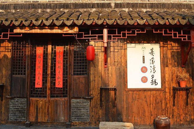 Mini Group: One-Day Zhouzhuang and Jinxi Water Town Tour - Small-Group Comfort: Max 6, Separate Driver, and Real Guide Time