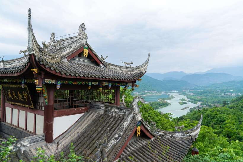 Mount Qingcheng Tour: Explore Serene and Sacred Taoist Site - The 6-Hour Shape of the Day (And What the 4 Hours Really Mean)