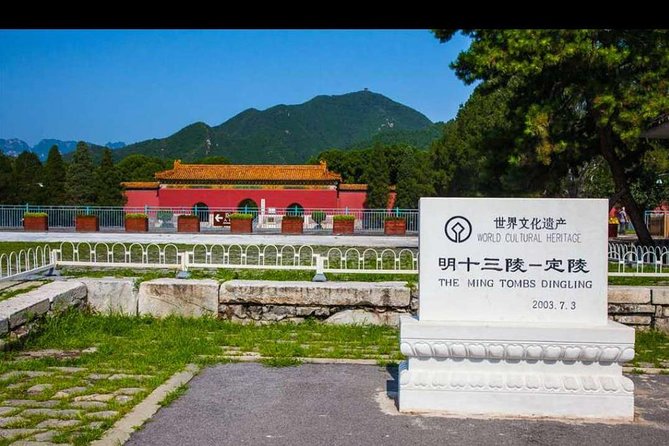 Mutianyu Great Wall and Ming Tombs Private Tour with Options - Getting there: pickup, private car, and choosing a departure time