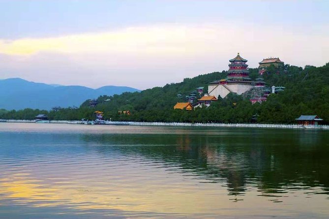 Mutianyu Great Wall and Summer Palace Private Tour with Lunch - Door-to-door pickup and an air-conditioned ride for 8–9 hours