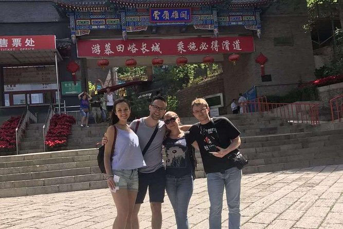Mutianyu Great Wall and Summer Palace Trip with English Driver - Crowd control without paying for a guide