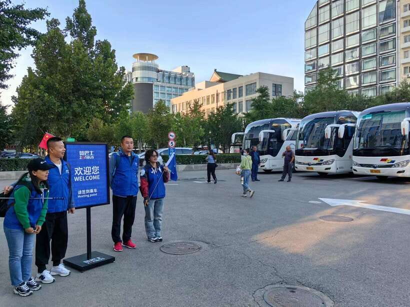 Mutianyu Great Wall Bus, Departure 8/9/10am, Return 3/4/5pm - Meeting at Beijing’s Regent Hotel lot: straightforward, central, and fast