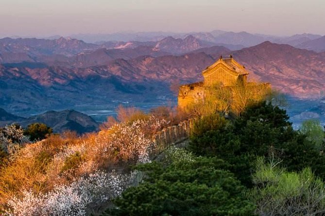 Mutianyu Great Wall Private VIP Tour with Peak Restaurant Dining and Cable Car - Hotel Pickup to the Gate: Luxury Transport That Saves Your Morning