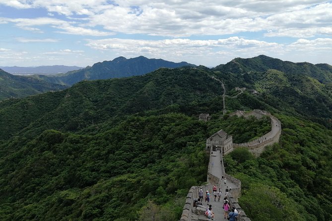 Mutianyu Great Wall Tour sedan - Private Sedan to Mutianyu: The Real Value Is Stress Reduction