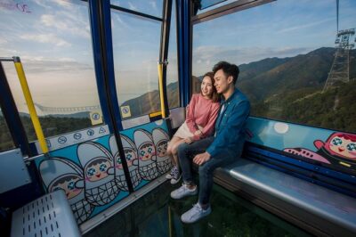Ngong Ping 360 Skip-the-Line Private Crystal Cabin Ticket - The 5.7 km cable car route: views over South China Sea and Lantau